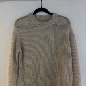 Everlane The Cocoon Crew Sweater in Alpaca | Women's XS in Almond